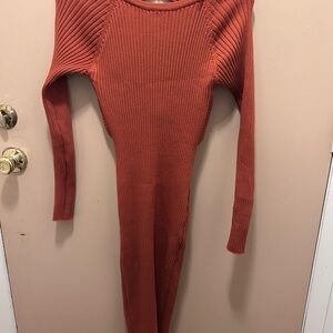 Story On Rust Ribbed Knit Dress